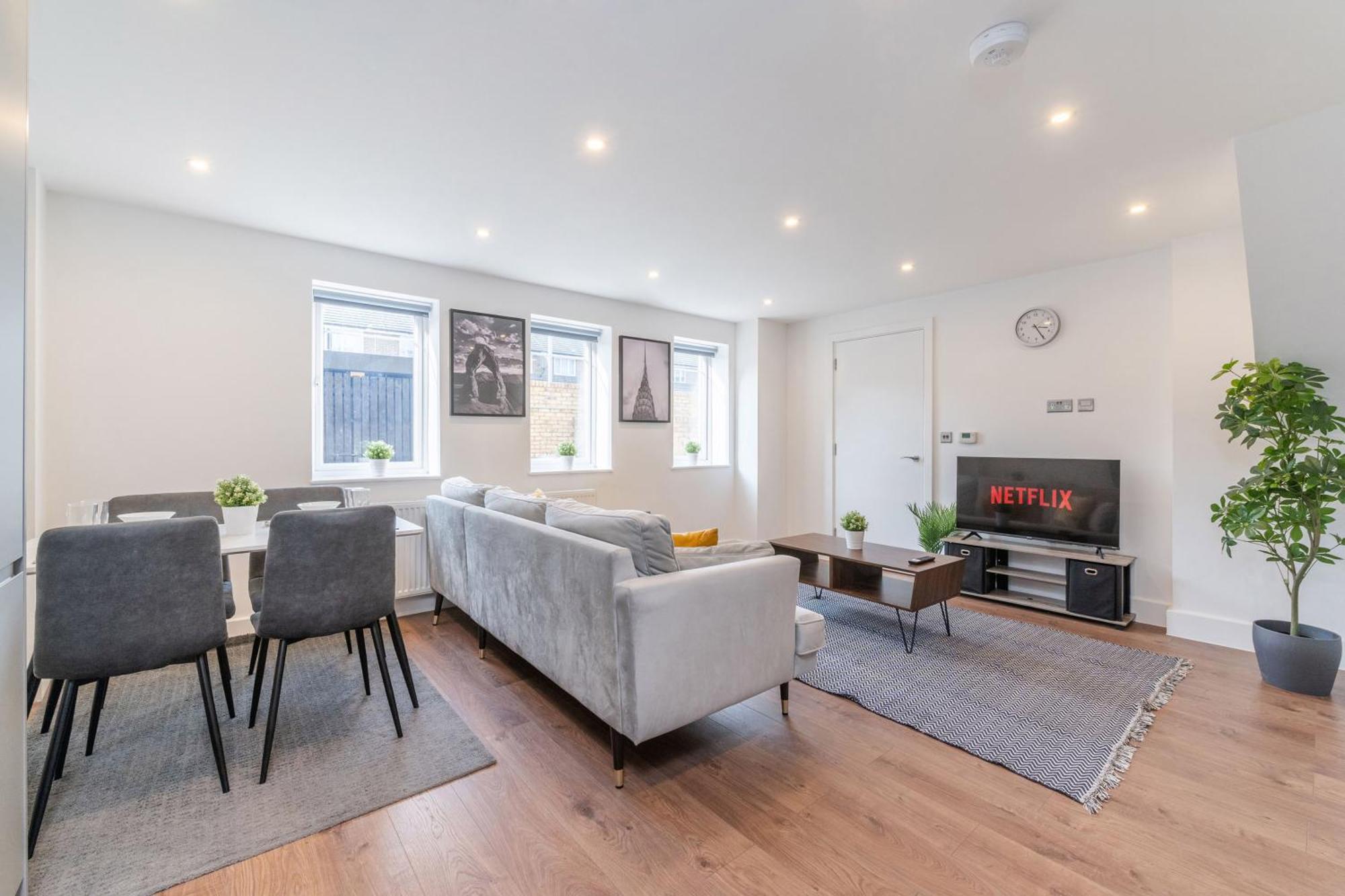 Modern London Home - 2 Bedrooms 2 Bath - Battersea, Vauxhall & Nine Elms Station Esterno foto